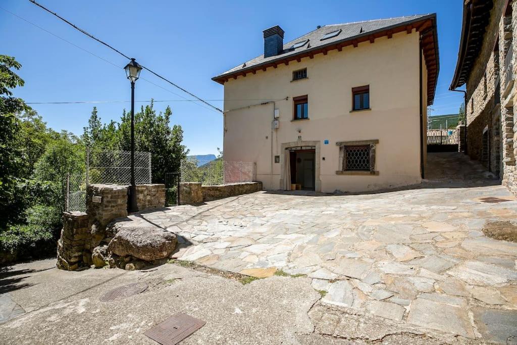 Casa Feli - Apartamento Con Jardin Privado En Los Pirineos Castiello de Jaca Kültér fotó